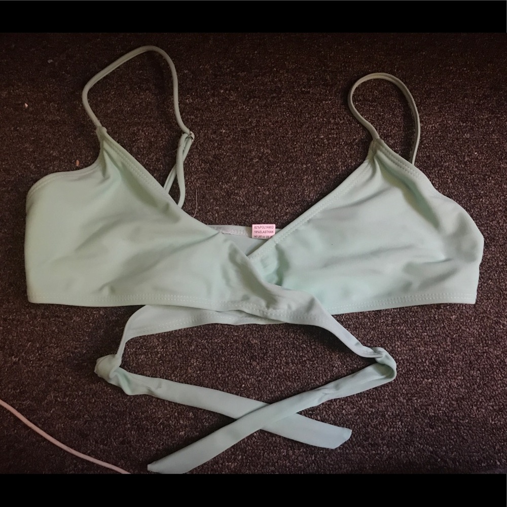 Bikini top
